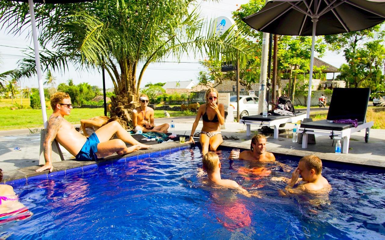 Canggu Beach Hostel Dış mekan fotoğraf